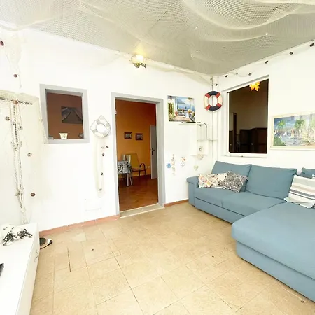 Fronte Mare By Zoom In Earth Apartman